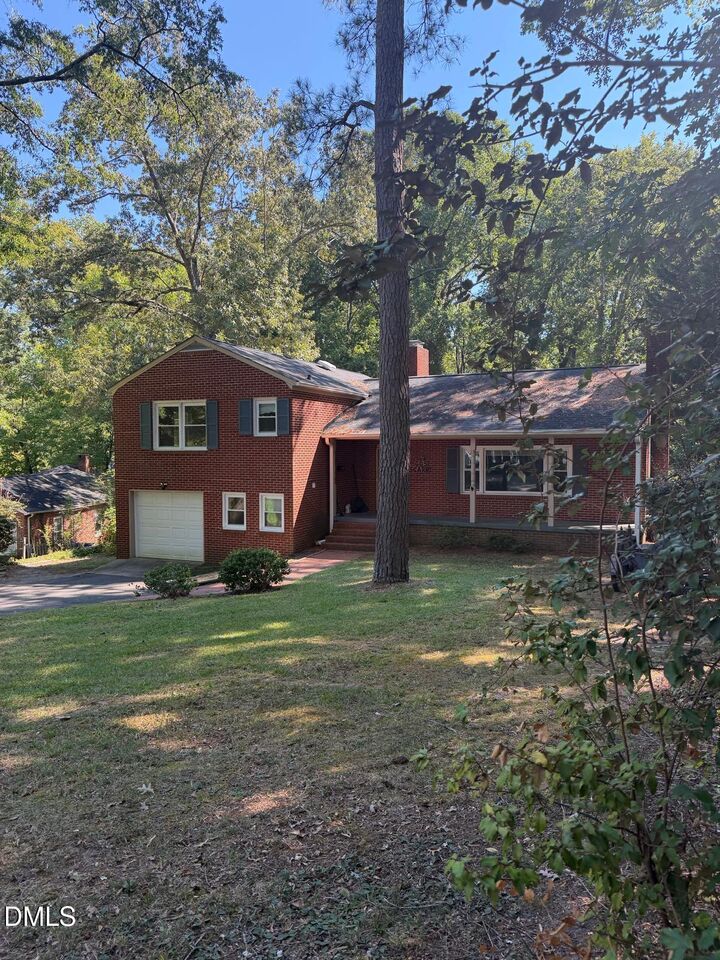 Property Photo: 605 Carr Street NC 27330