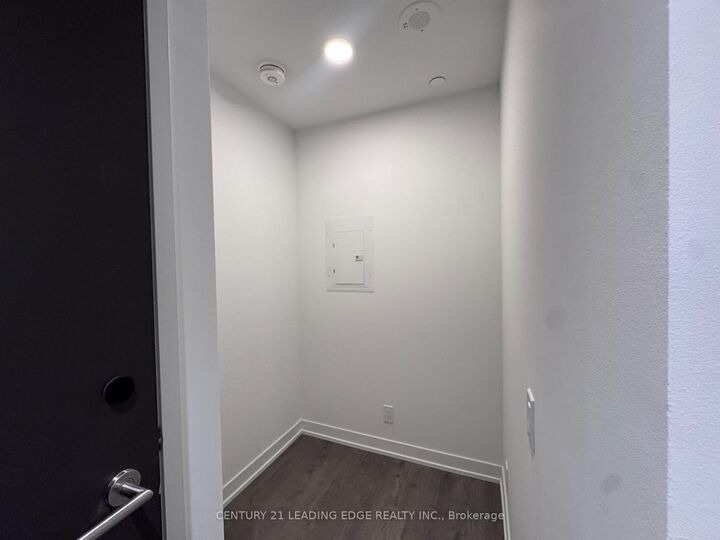 Photo de la propriété:  39 Mary Street 1606  ON L4N 1S9 