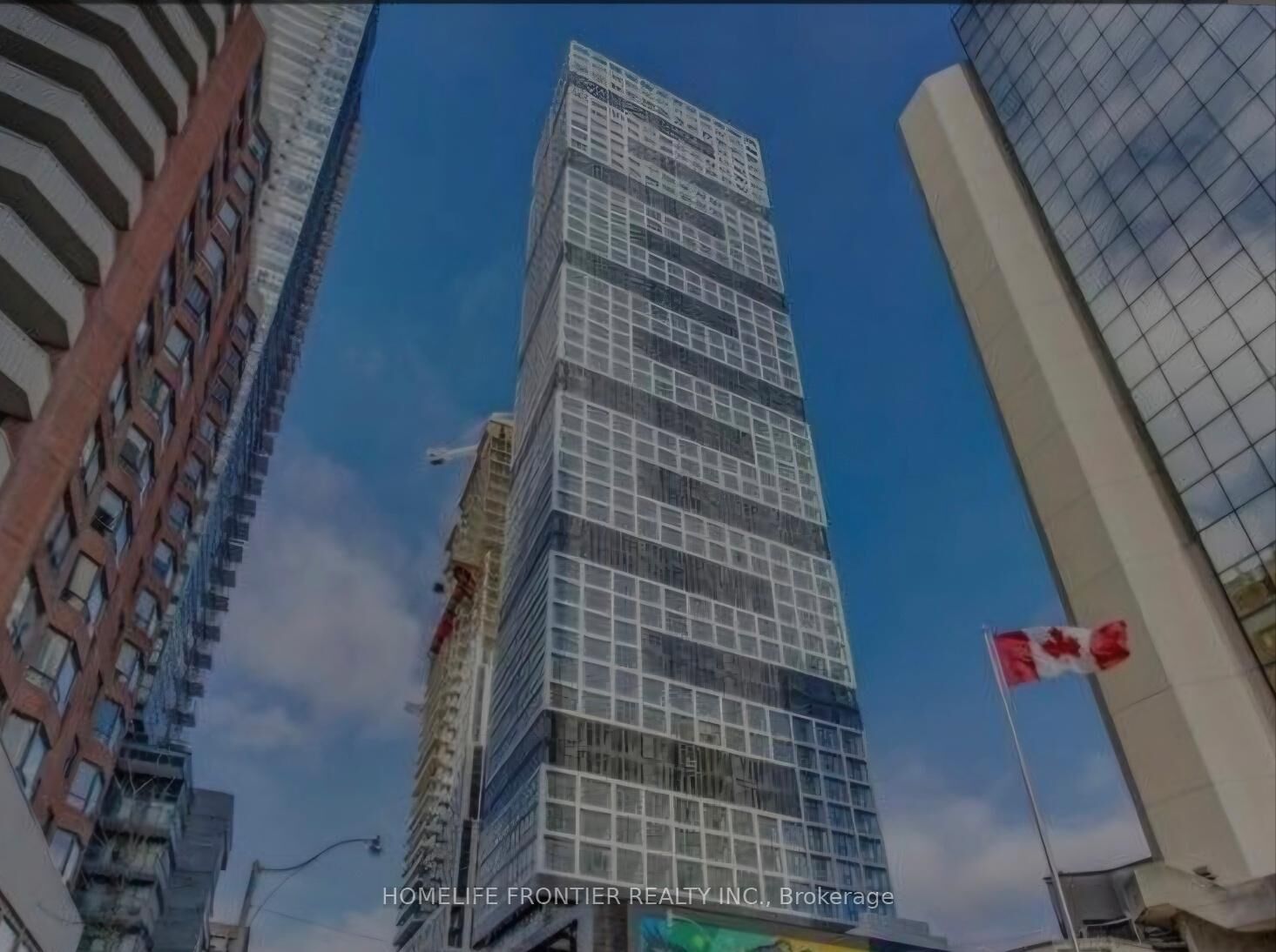 Property Photo:  181 Dundas Street E 3212  ON M5A 0N5 