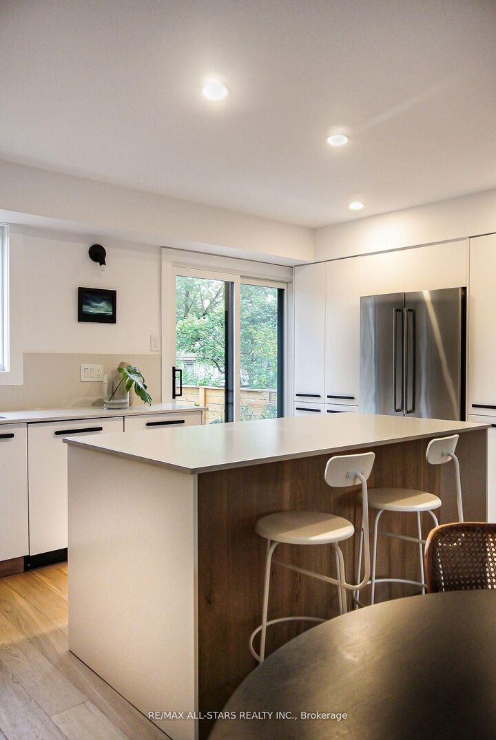Property Photo:  6032 Main Street  ON L4A 1B8 
