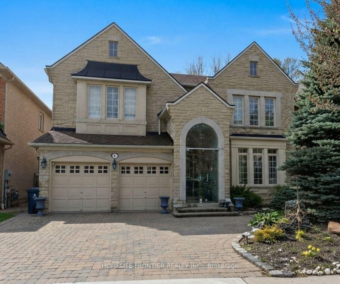 Property Photo: 33 Green Meadows Circle Lower ON M2J 5G6