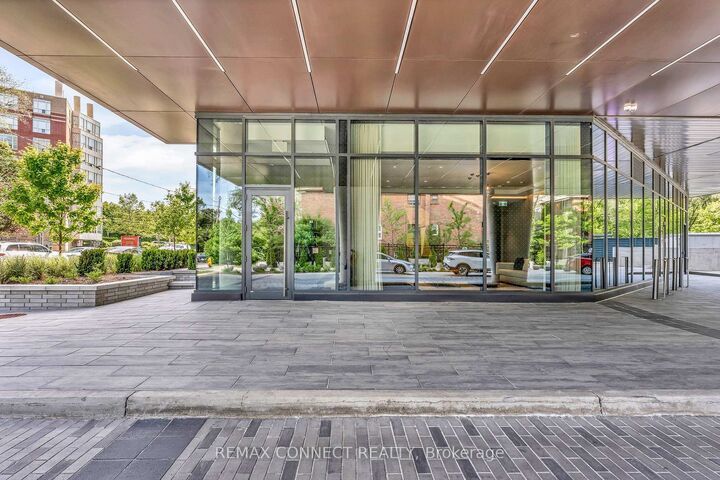 Property Photo:  250 Lawrence Avenue W 504  ON M5M 1B2 