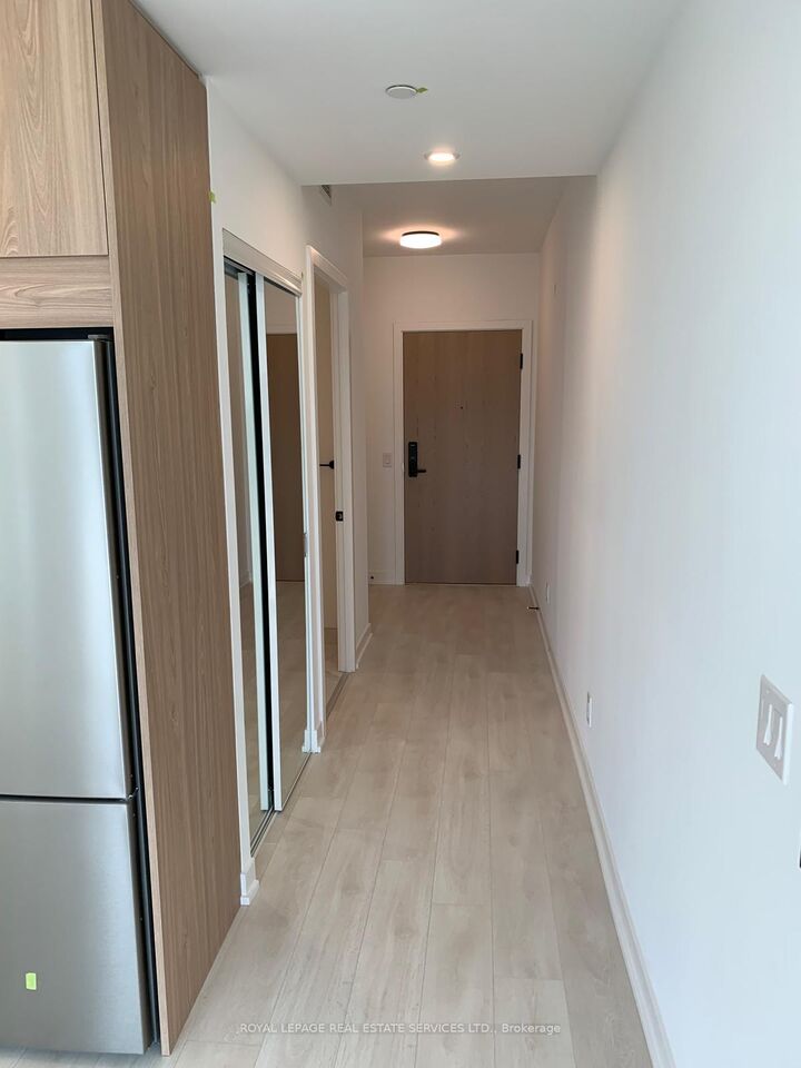 Property Photo:  5 Defries Street 712  ON M5A 0W7 