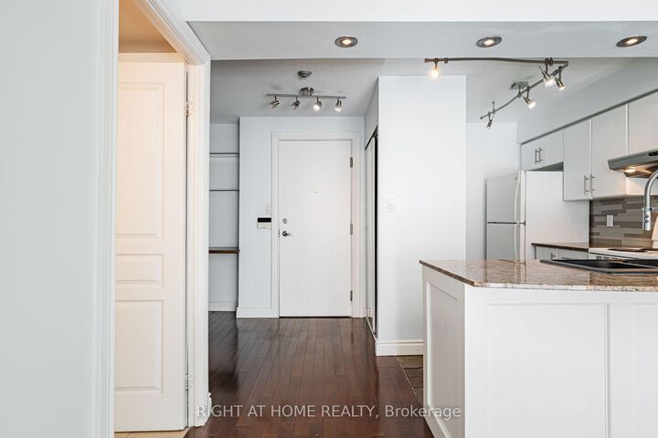 Property Photo:  313 Richmond Street E 459  ON M5A 4S7 