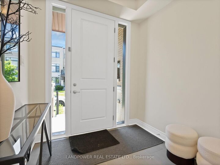 Property Photo:  8 Aylin Crescent  ON L6A 4Z8 