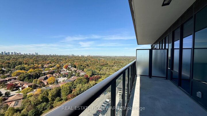 Property Photo:  29 Green Trail Court 2509  ON M2K 0J9 
