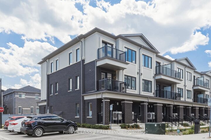 Property Photo:  224 Matawin Lane  ON L4B 0H8 