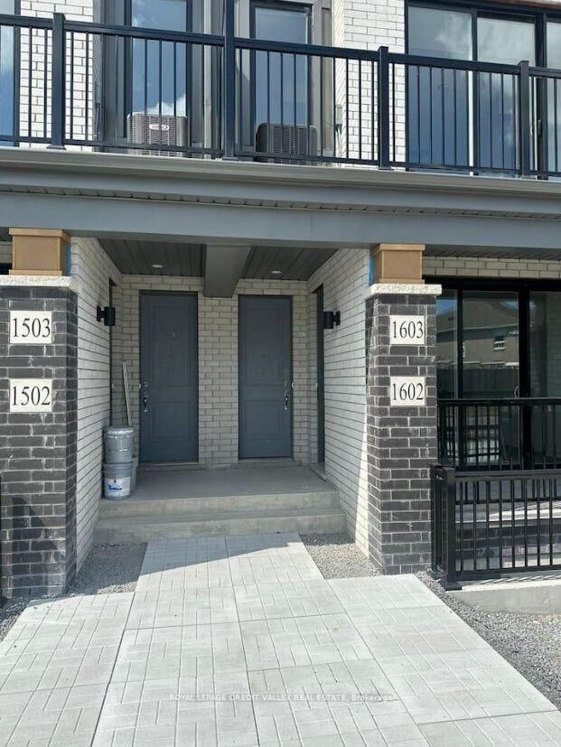 Property Photo:  160 Densmore Road S 1603  ON K9A 4J9 