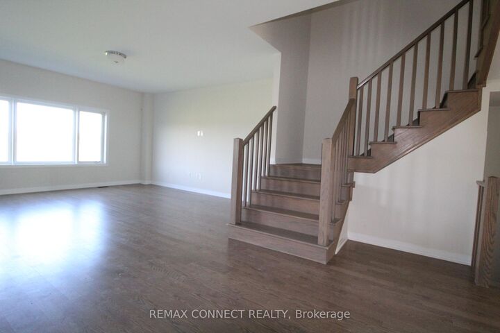 Property Photo: 3715 Quayside Drive ON L3V 8M9