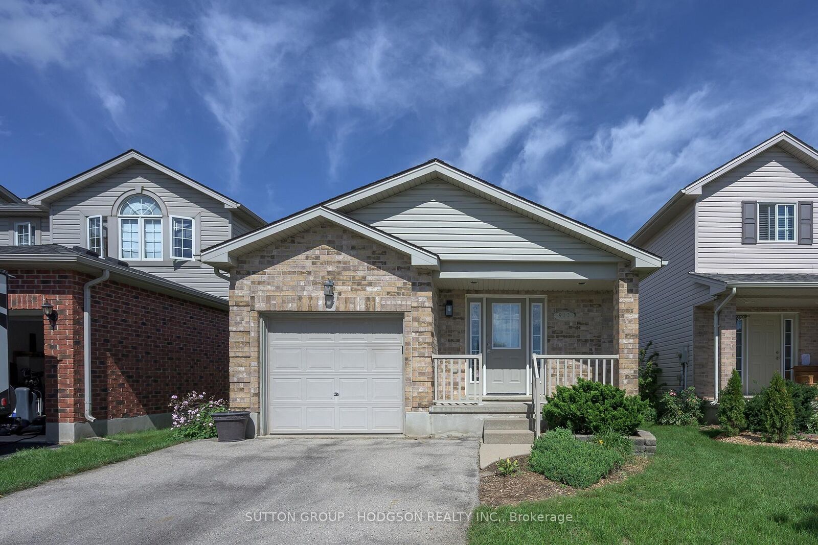 Property Photo:  912 Blythwood Road  ON N6H 5V1 