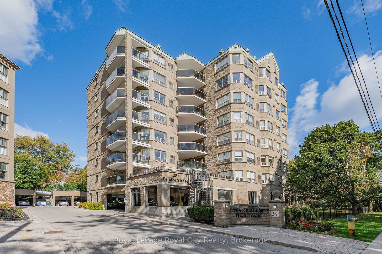 Property Photo:  281 Bristol Street 701  ON N1H 8J3 