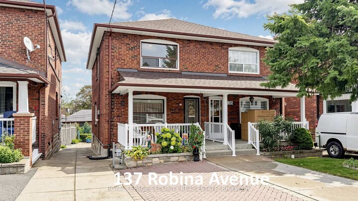 Property Photo:  137 Robina Avenue  ON M6C 3Y8 