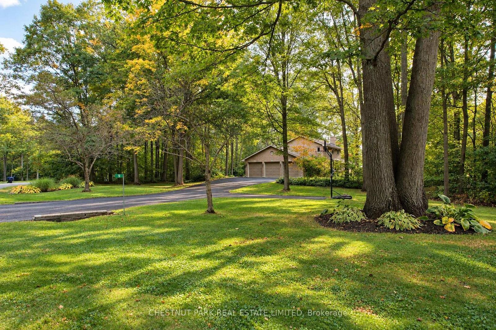 Property Photo:  9 Mills Circle  ON L9X 0J7 