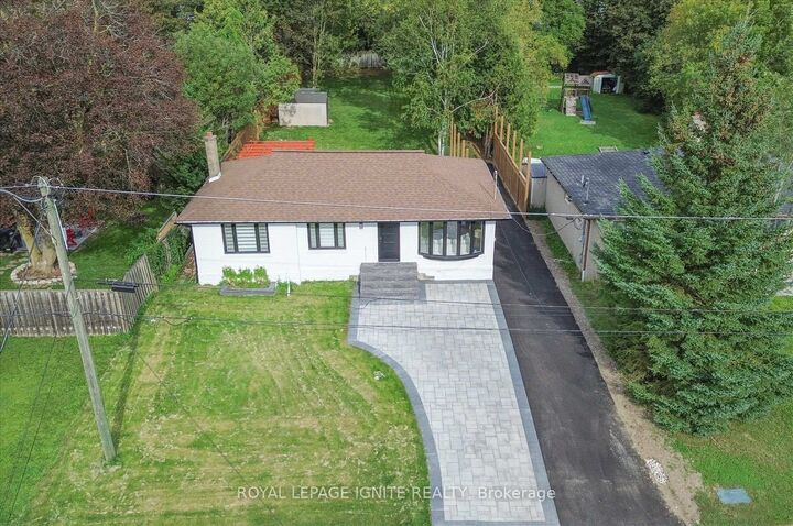Property Photo:  103 Baker Street Main  ON L4A 4X9 