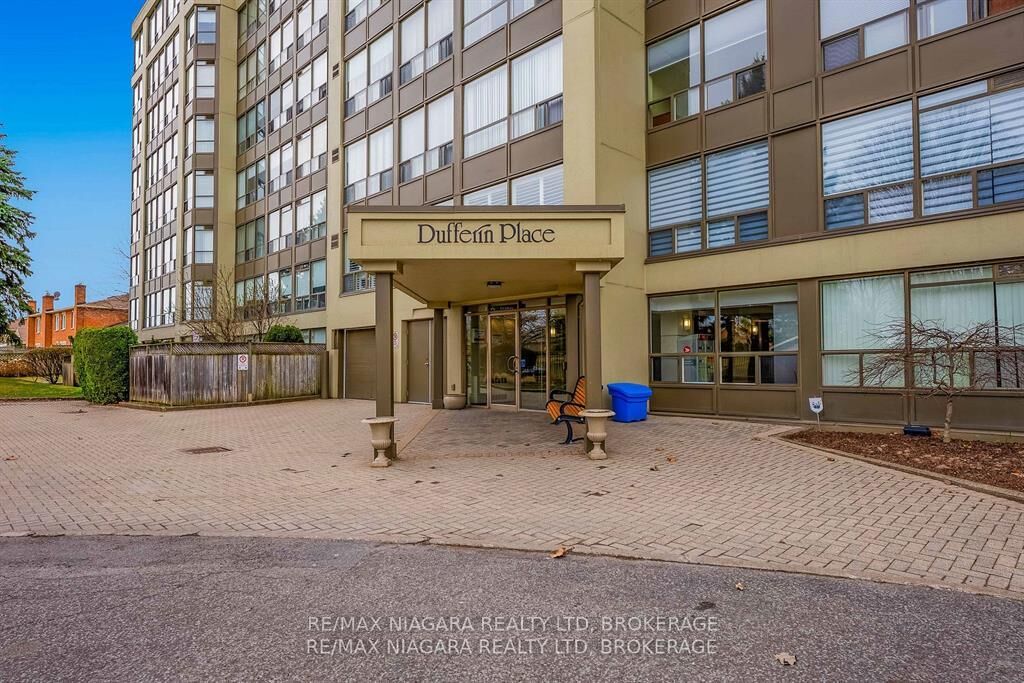 Property Photo:  5100 Dorchester Road E 702  ON L2E 7H4 