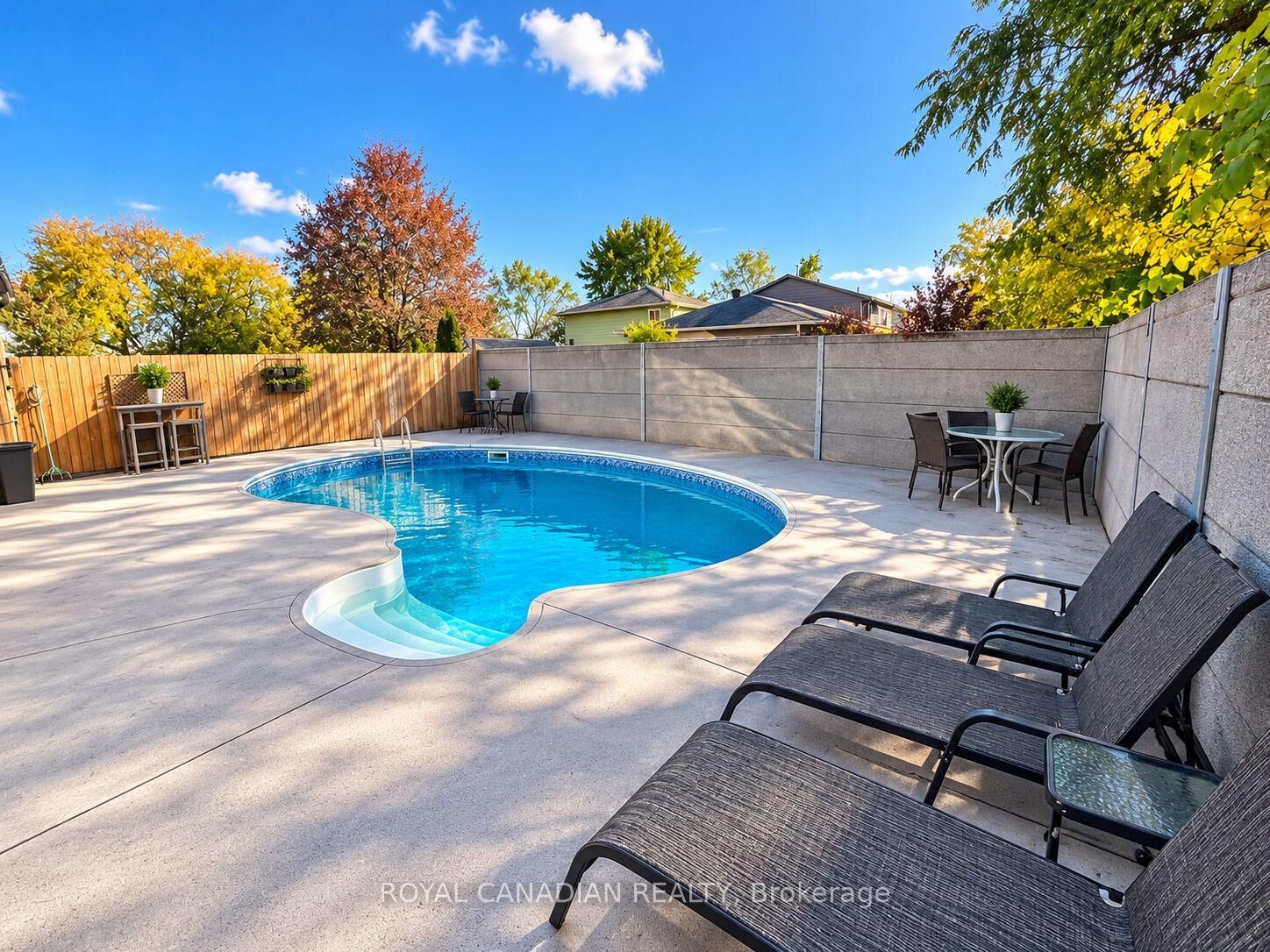 Property Photo:  36 Maplegrove Avenue  ON L3Z 1S1 