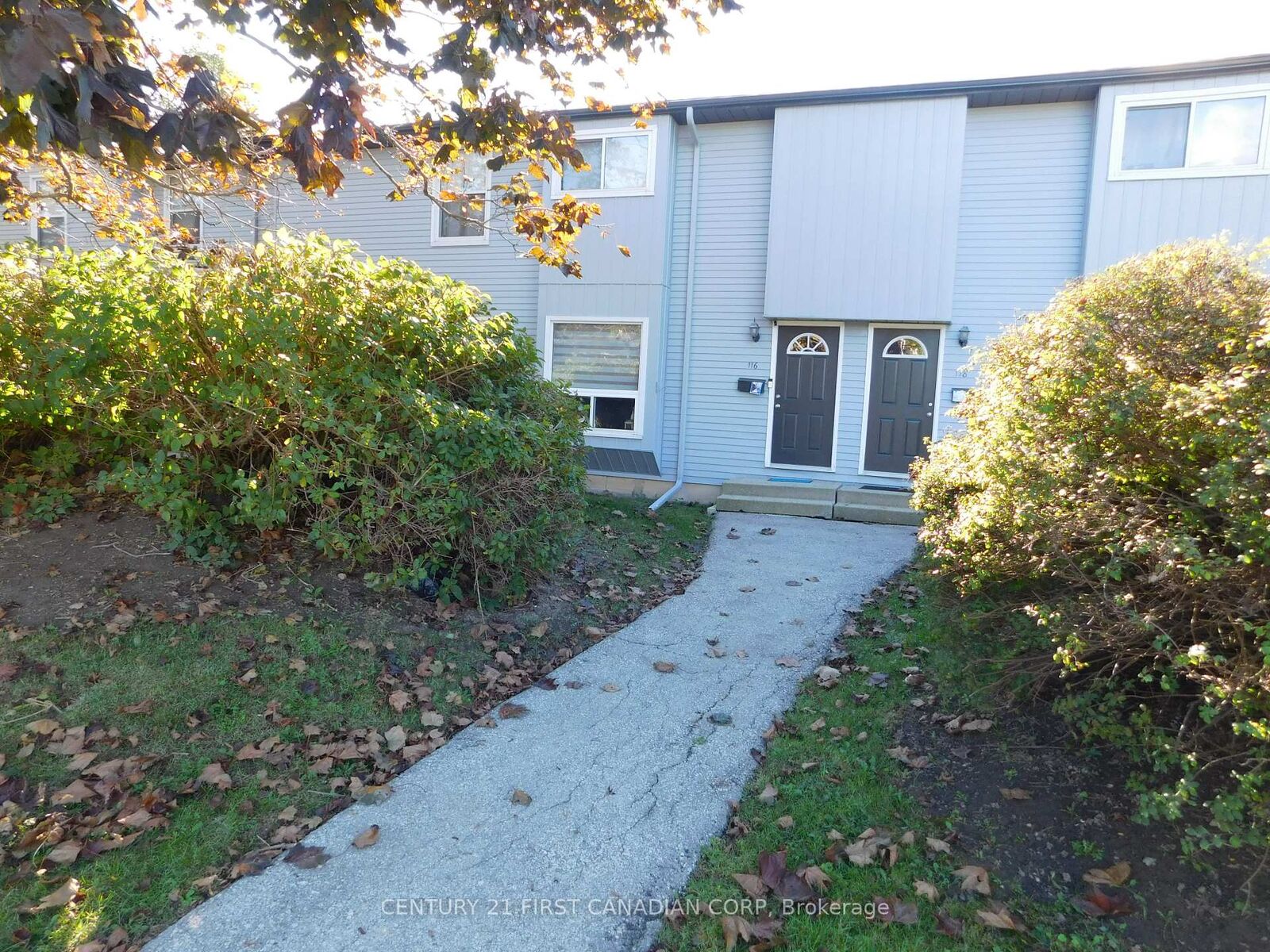Property Photo:  70 Fiddlers Green Road 116  ON N6H 4R4 