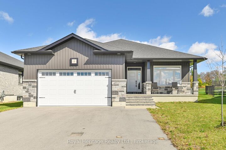 Property Photo:  5 Schmidt Way  ON K8V 0L5 