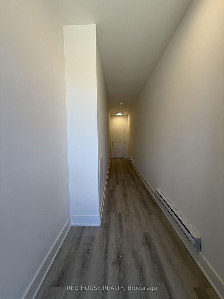 Property Photo: 260 Ellis Avenue ON L2P 0G9