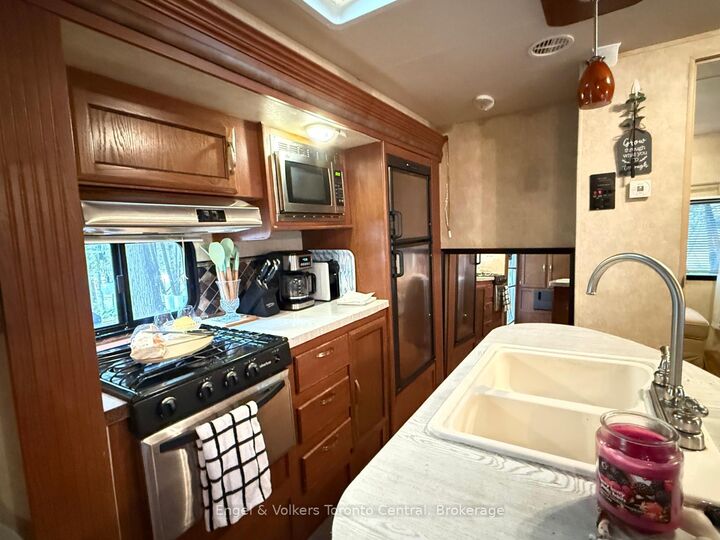 Property Photo:  7489 Sideroad 5 E N/A C 8  ON N0G 2L0 