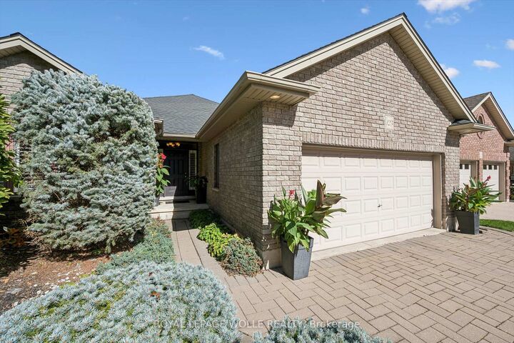 Property Photo:  123 Cardinal Drive  ON N4T 0A1 