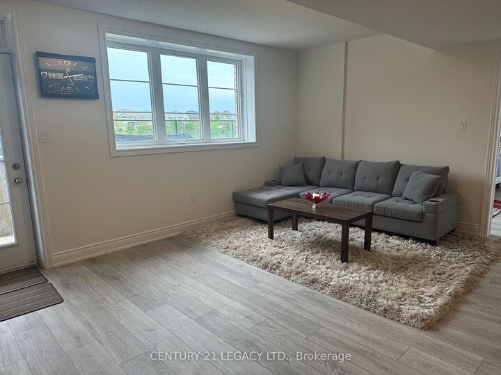 Property Photo:  42 Lost Canyon Way Wo Bsmt  ON L6X 3A6 