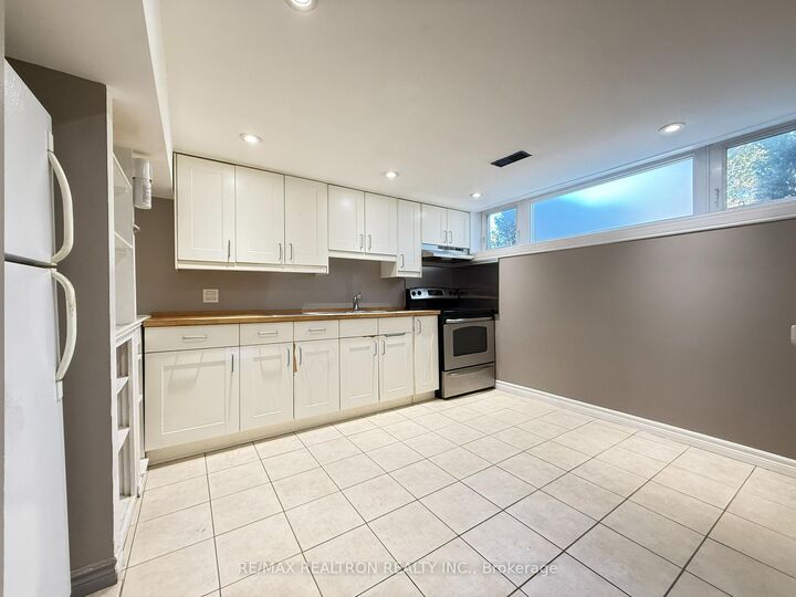 Property Photo: 97 Post Road Lower ON L6V 1X3