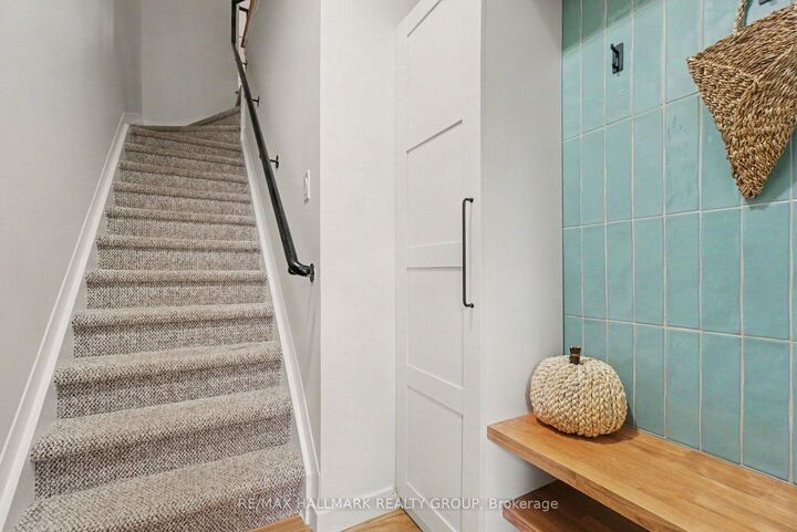 Property Photo:  795 Montreal Road 4  ON K1K 0S9 