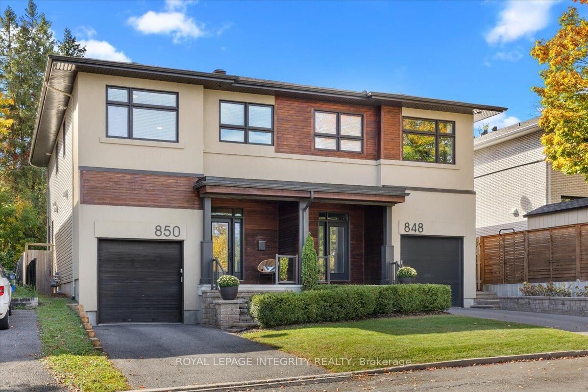 Property Photo:  850 Tavistock Road  ON K2B 5N6 