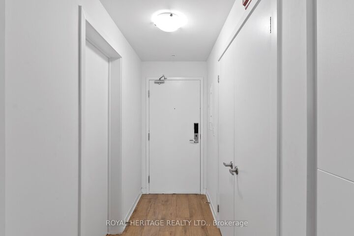 Property Photo:  1800 Simcoe Street N 307  ON L1G 0C2 