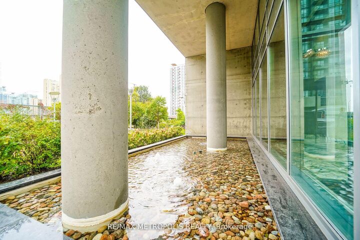 Property Photo:  5 Mariner Terrace 2503  ON M5V 3V6 