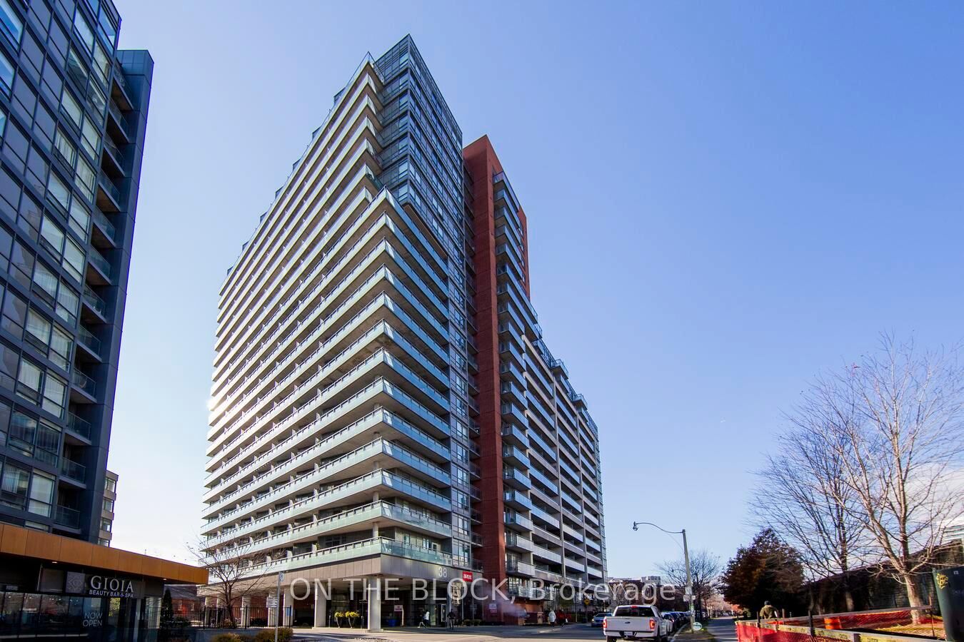 Property Photo:  38 Joe Shuster Way 302  ON M6K 0A5 