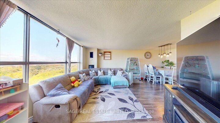 Property Photo: 40 Panorama Court ON M9V 4M1