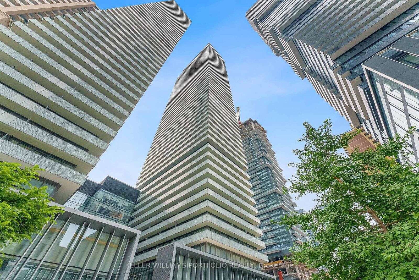 Property Photo:  50 Charles Street E 5305  ON M4Y 0C3 