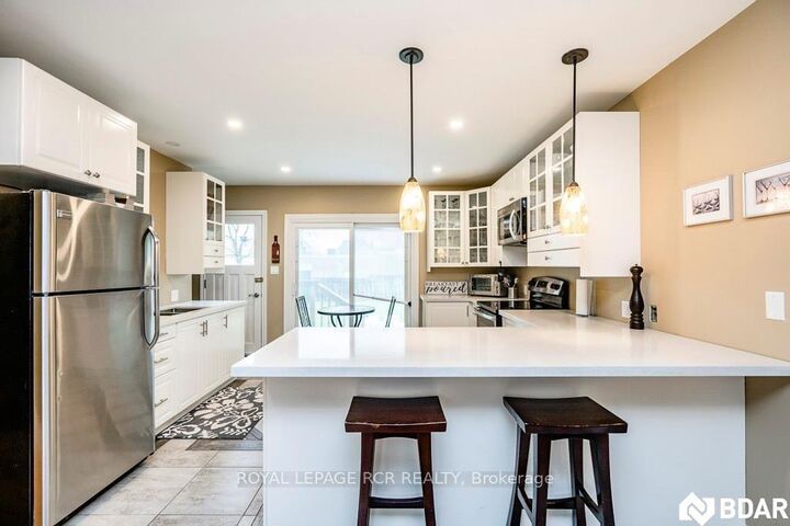 Property Photo: 52 Drury Lane ON L4M 3C8