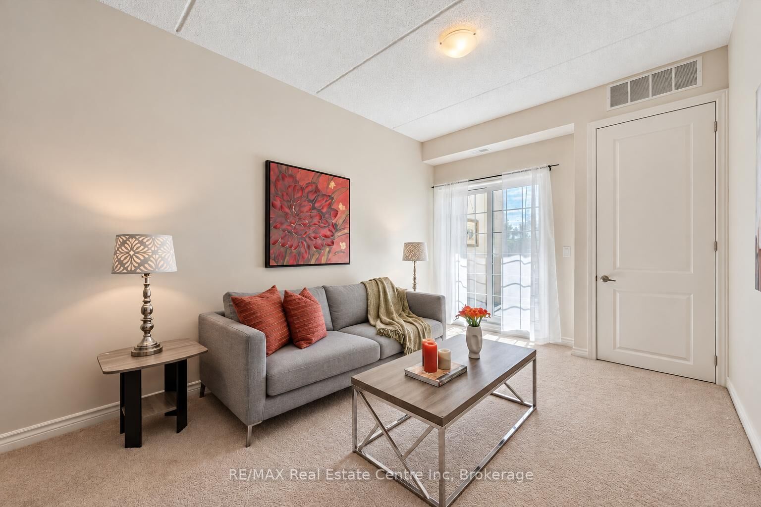 Property Photo:  1077 Gordon Street 134  ON N1G 0E3 