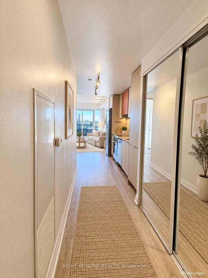 Property Photo:  10 Gibbs Road 704  ON M9B 0E3 