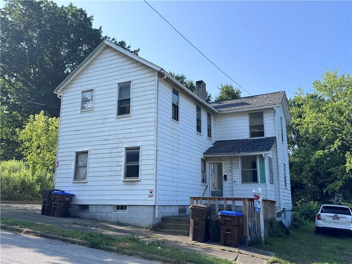 Property Photo:  270 Liberty Street  PA 16146 