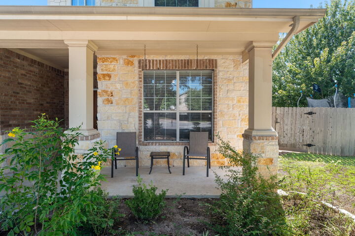 Property Photo:  1300 Walnut Cove  TX 78613 