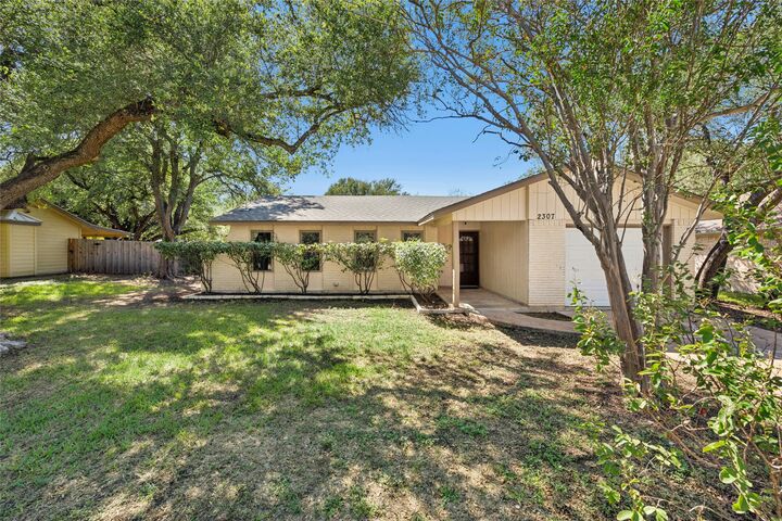 Property Photo:  2307 W Riviera Drive  TX 78613 