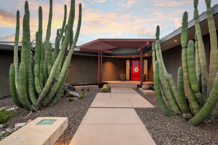 Property Photo: 4302 E Highlands Drive AZ 85253