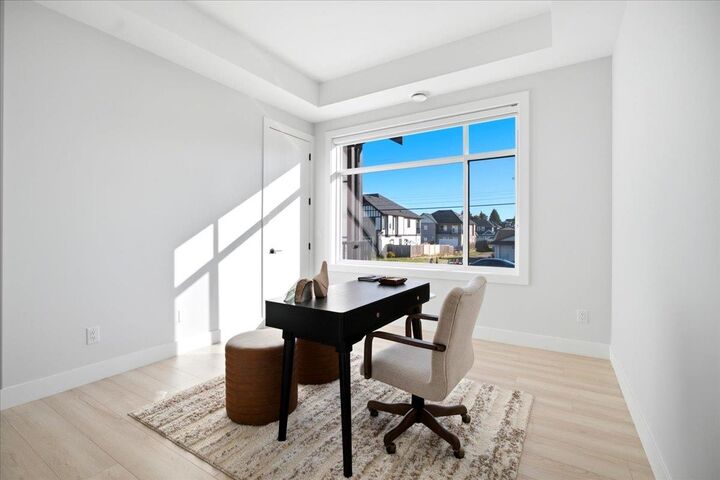 Property Photo:  32613 Cherry Avenue  BC V2V 2T8 