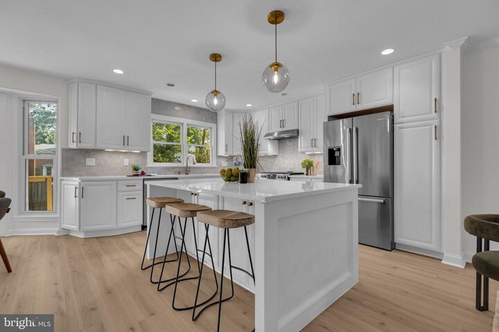 Property Photo: 1733 Dogwood Drive VA 22302