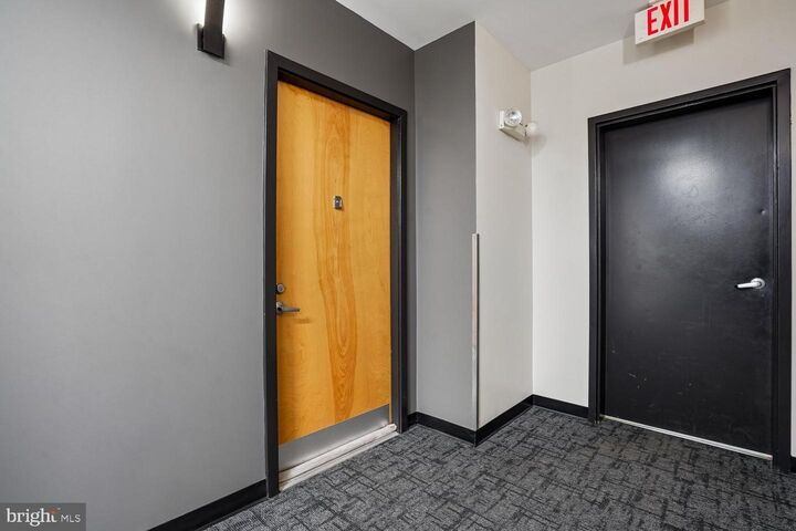 Property Photo:  181 E Reed Avenue E E 203  VA 22305 