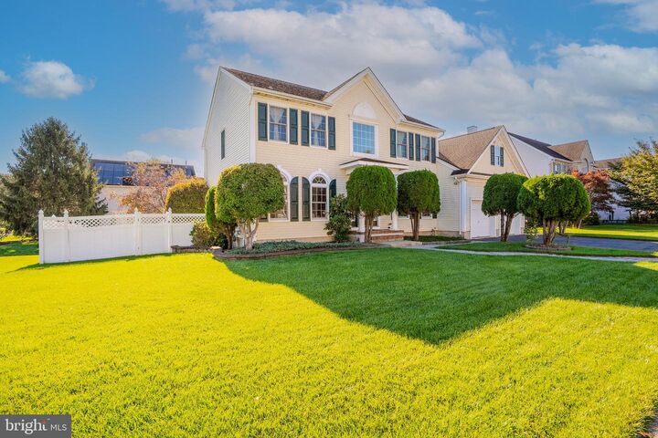 Property Photo:  50 Kelly Way  NJ 08852 