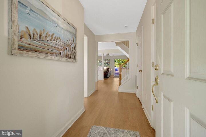 Property Photo:  43309 Parlor Square  VA 20147 