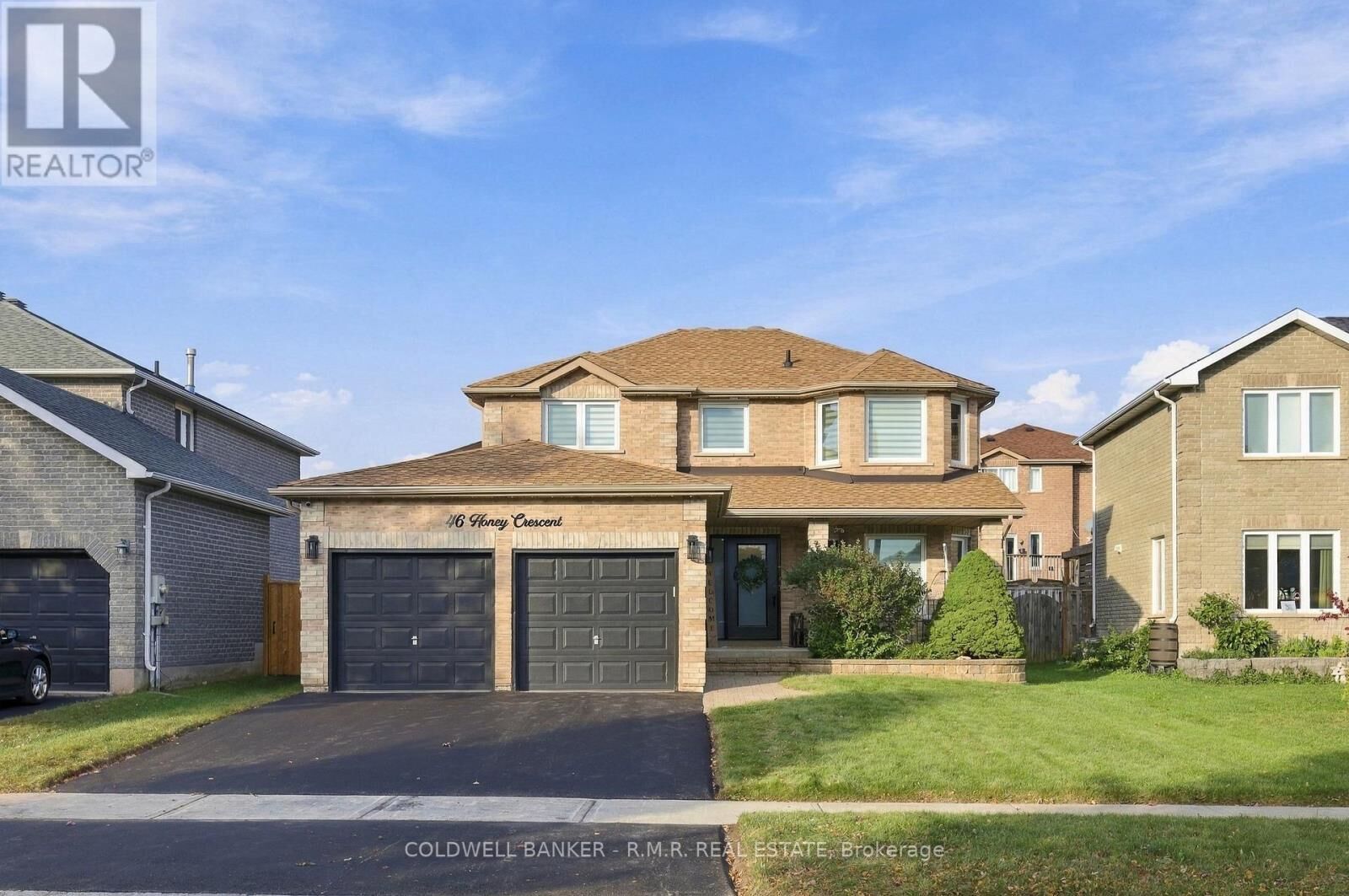 Property Photo: 46 Honey Crescent ON L4N 0V3