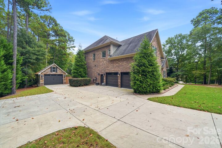 Property Photo:  631 May Green Drive  SC 29710 