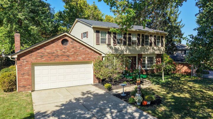 Property Photo:  1077 Hawkstone Drive  OH 45230 