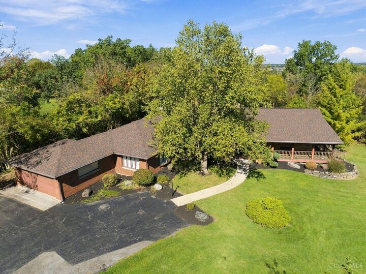 Property Photo:  114 Hickory Lane  OH 45036 